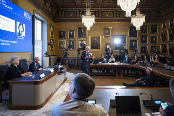 Press conference in the Session Hall at the Royal Swedish Academy of Sciences. Photo: Mikael Sjöberg.
